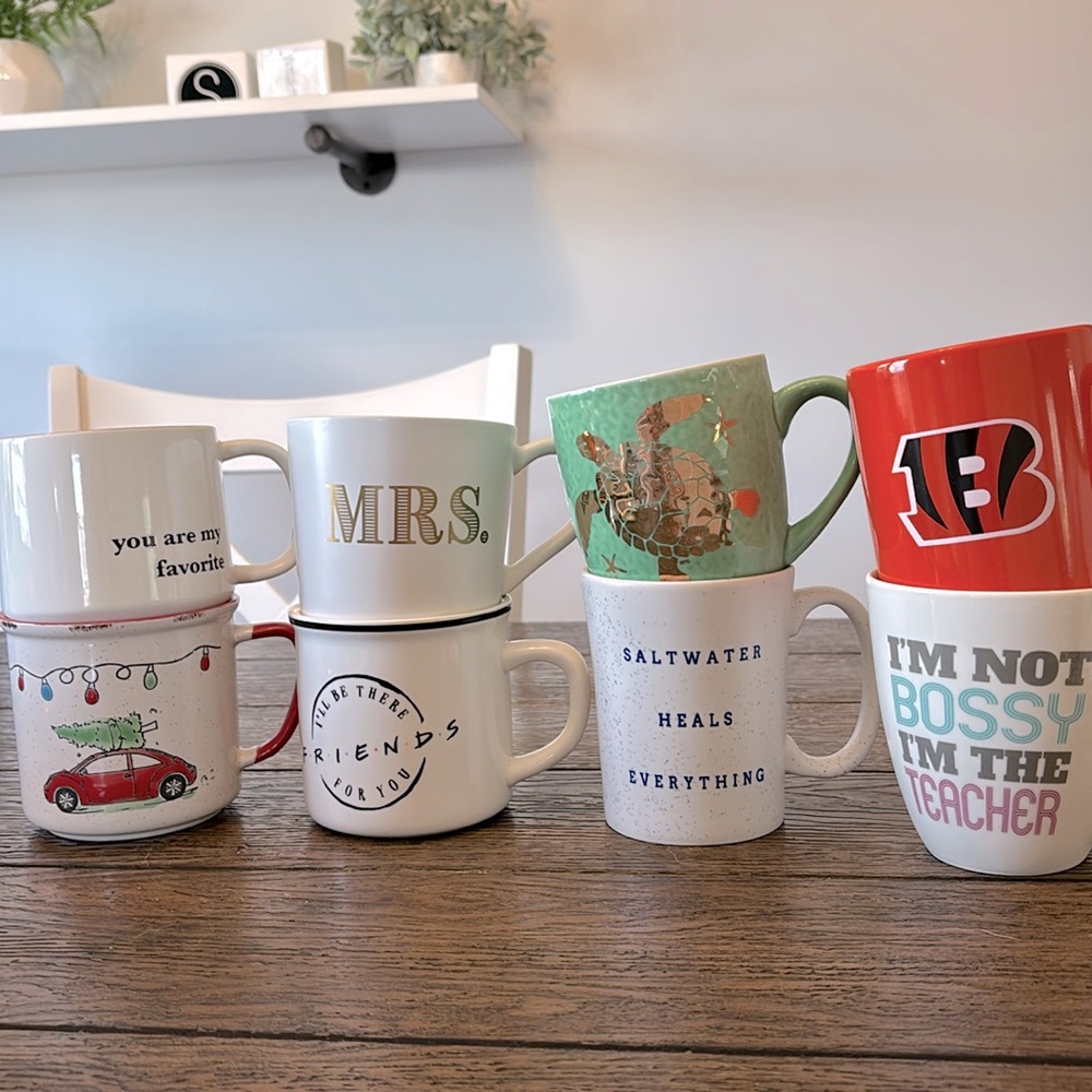 MYSTERY MUG